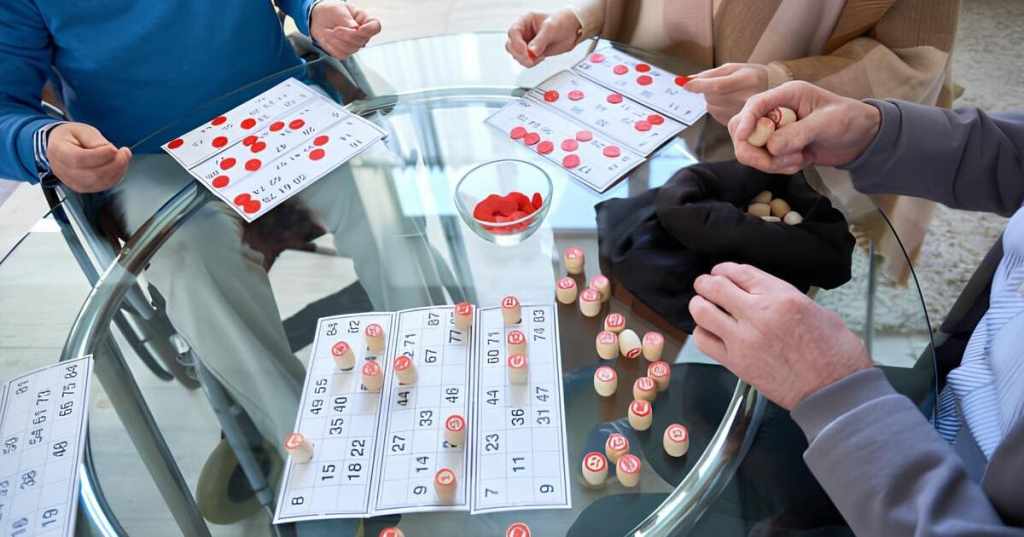 법적 규제와 이용자 보호 정책